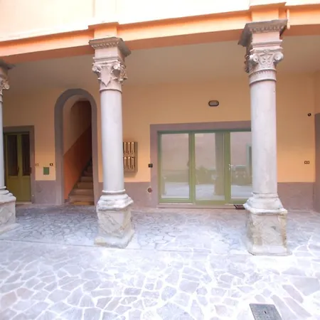 La Rosa Scarlatta Apartment Bergamo Exterior photo