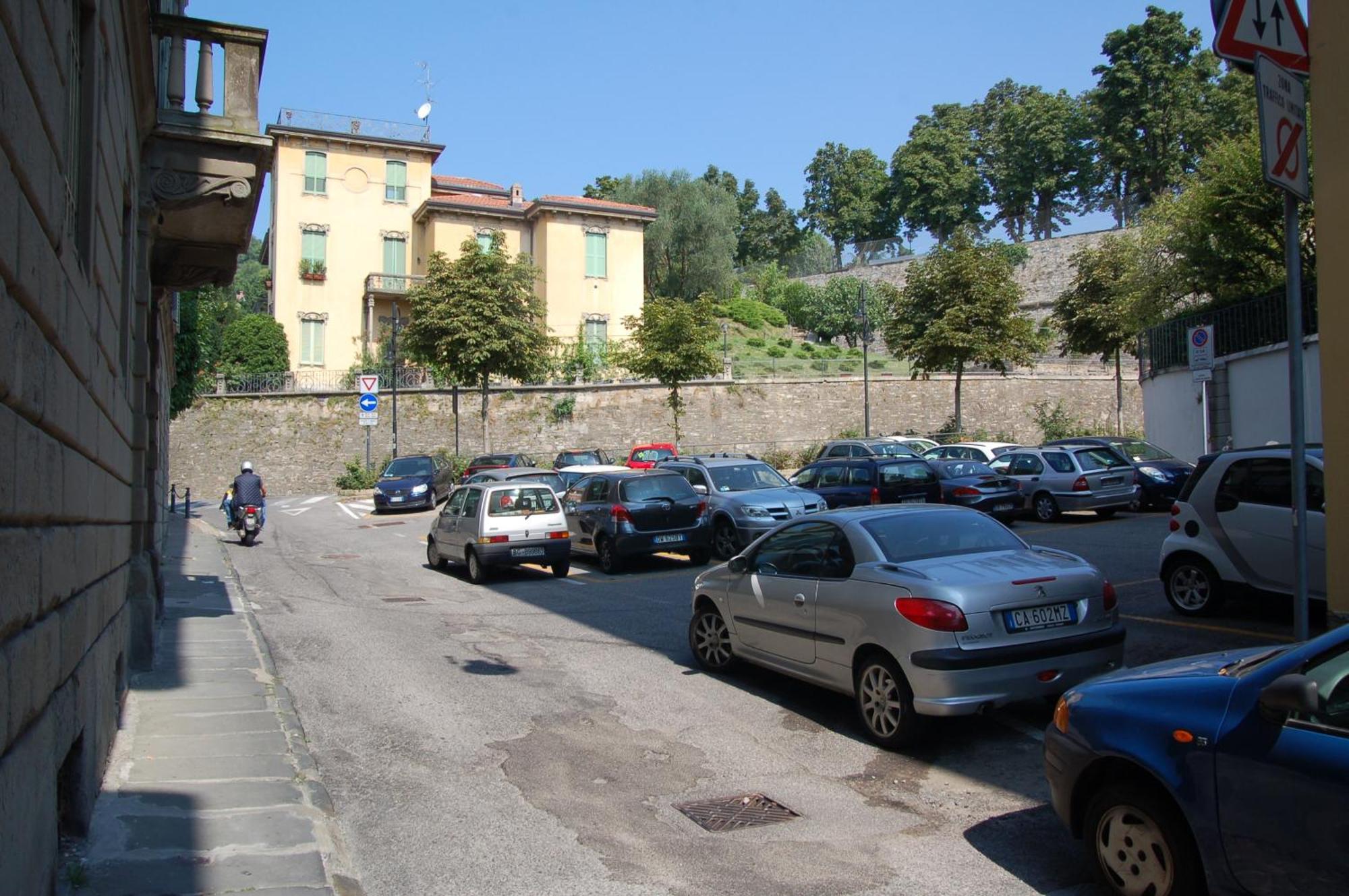 La Rosa Scarlatta Bergamo
