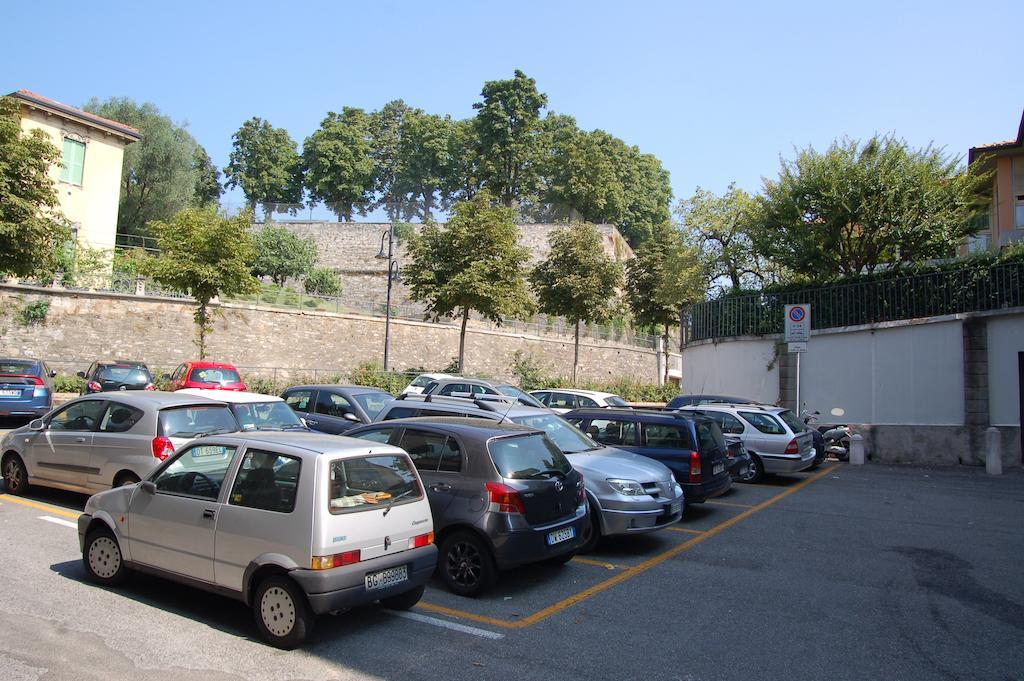 Apartment La Rosa Scarlatta *