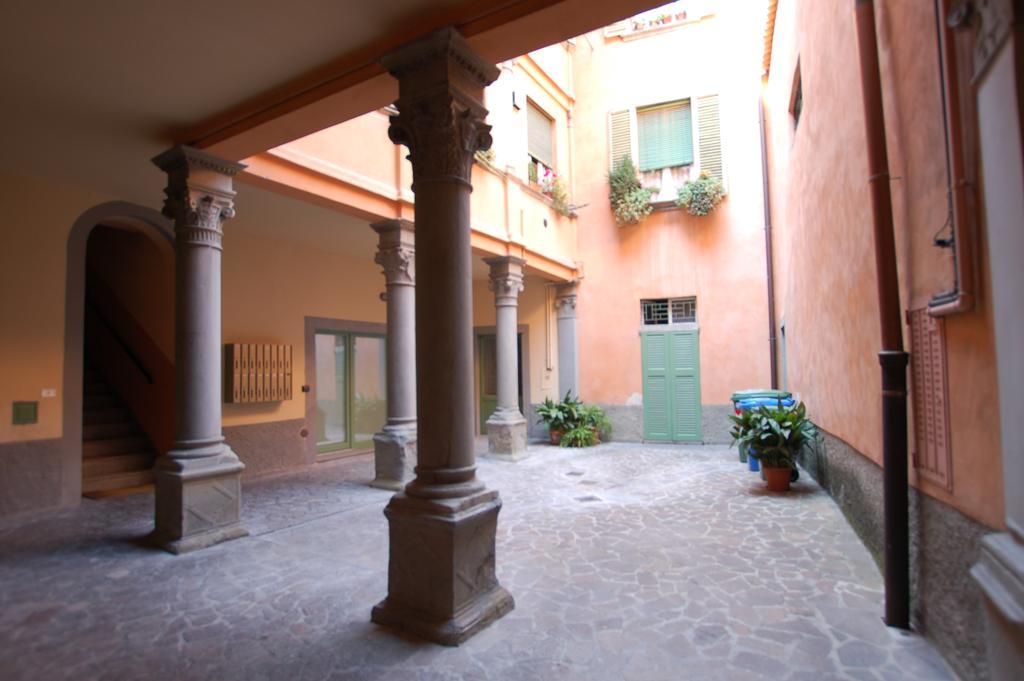La Rosa Scarlatta Apartment