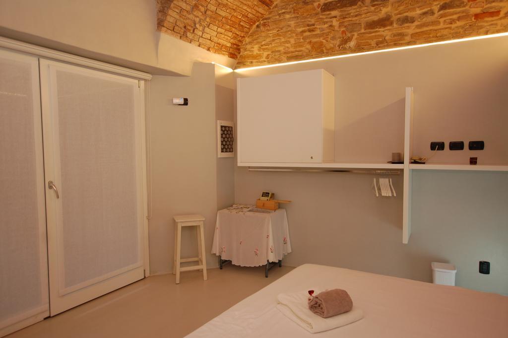 La Rosa Scarlatta Apartment *