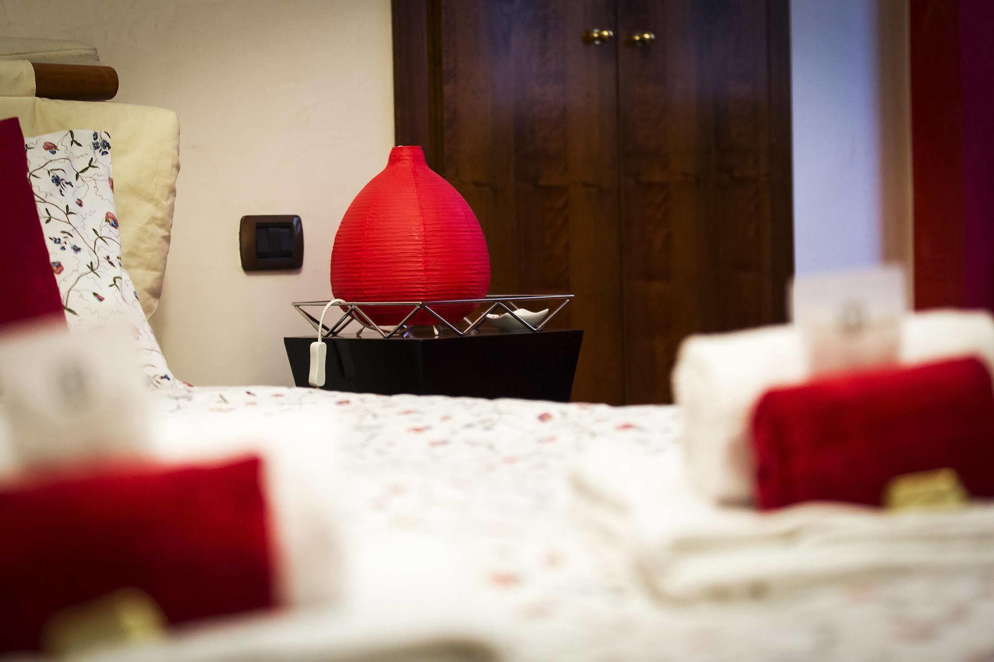 Apartment La Rosa Scarlatta Bergamo